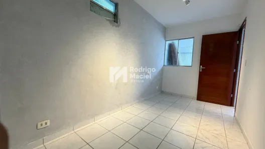 Casa com 1 Quarto para alugar, 35m² no Cordeiro, Recife