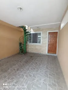 Sobrado com 2 Quartos para alugar, 150m² no Jardim Esmeralda, São Paulo