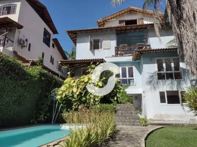 Casa de Condomínio com 4 Quartos à venda, 250m² no Badu, Niterói