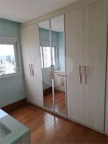 Apartamento com 3 Quartos para alugar, 200m² no Vila Regente Feijó, São Paulo