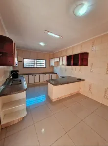 Casa com 3 Quartos à venda, 225m² no Jardim Urano, São José do Rio Preto