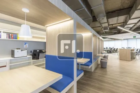 Sala Comercial para alugar, 1386m² no Vila Cordeiro, São Paulo
