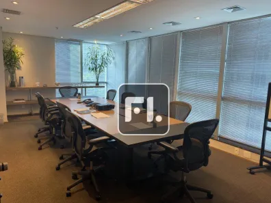Sala Comercial para alugar, 424m² no Vila Olímpia, São Paulo