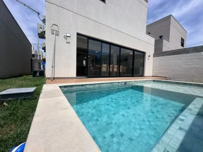 Casa de Condomínio com 4 Quartos à venda, 200m² no Residencial Jardins Lyon, Aparecida de Goiânia