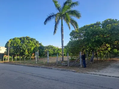 Lote/Terreno à venda, 1758m² no Guaribas, Eusébio