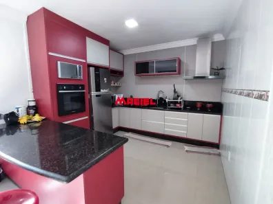 Casa com 3 Quartos à venda, 150m² no Jardim Torrão de Ouro, São José dos Campos