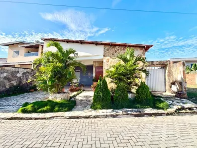 Casa com 3 Quartos para alugar, 180m² no Camará, Aquiraz