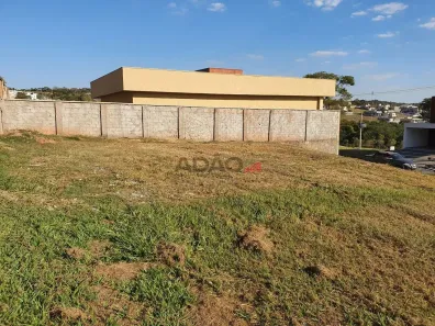 Lote/Terreno à venda, 300m² no Jardins Barcelona, Senador Canedo