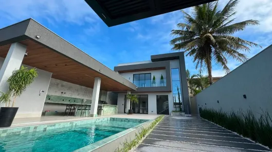 Sobrado com 4 Quartos à venda, 290m² no Recanto da Sereia, Guarapari