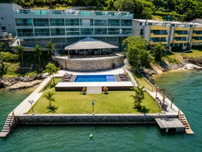 Apartamento com 2 Quartos para venda ou aluguel, 90m² no Gambôa do Belém (Cunhambebe), Angra dos Reis