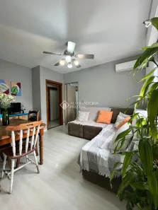 Apartamento com 2 Quartos à venda, 53m² no Azenha, Porto Alegre