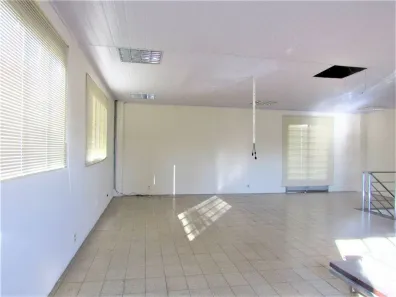 Galpão/Depósito/Armazém à venda, 450m² no Vila Centenário, São Paulo