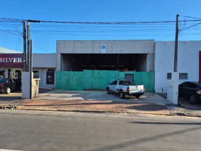 Ponto Comercial para alugar, 675m² no Vila Guedes de Azevedo, Bauru