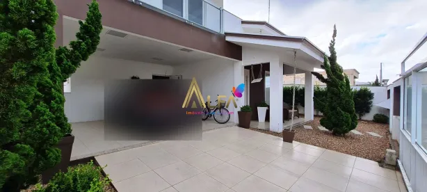 Sobrado com 3 Quartos à venda, 180m² no Gravatá, Penha
