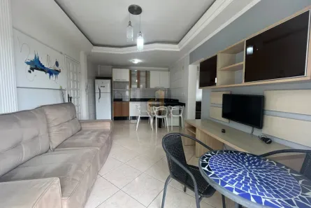 Apartamento com 1 Quarto para alugar, 50m² no Centro, Balneário Camboriú