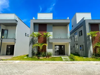 Casa com 3 Quartos à venda, 206m² no Buraquinho, Lauro de Freitas
