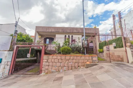 Casa com 3 Quartos à venda, 224m² no Vila Jardim, Porto Alegre