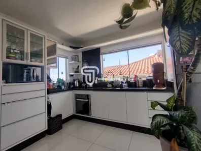 Casa com 3 Quartos à venda, 117m² no Bela Vista, Palhoça