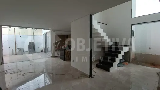Casa com 3 Quartos à venda, 280m² no Cidade Jardim, Uberlândia