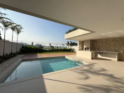 Casa com 5 Quartos à venda, 700m² no Barra da Tijuca, Rio de Janeiro
