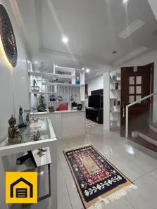 Sobrado com 3 Quartos à venda, 238m² no Parque São Vicente, Mauá