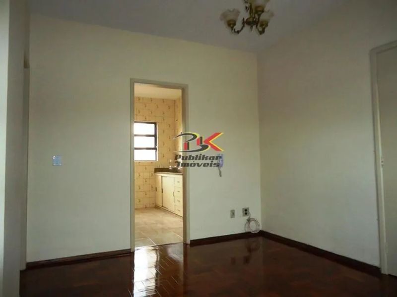 Apartamento com 3 quartos — Sagrada Família, Belo Horizonte
