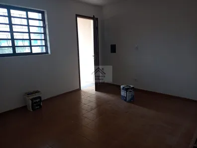 Casa com 3 Quartos para alugar, 76m² no Vila dos Netos, Atibaia