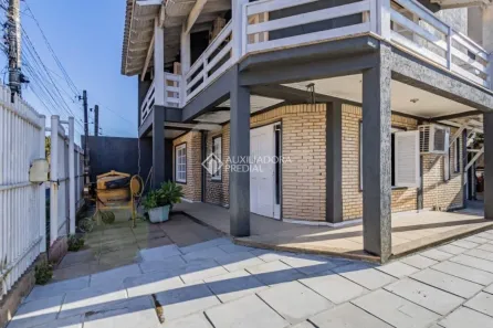 Sobrado com 3 Quartos à venda, 220m² no Parque da Matriz, Cachoeirinha