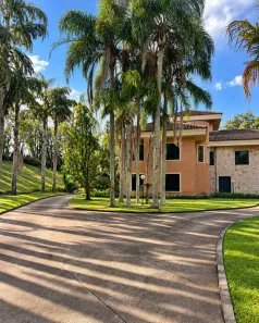 Casa de Condomínio com 5 Quartos para alugar, 600m² no Vale do Sol, Botucatu