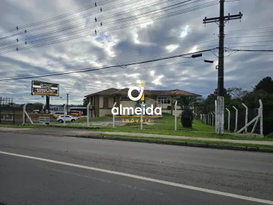 Prédio Comercial com 4 Quartos para alugar, 385m² no Nossa Senhora de Lourdes, Santa Maria