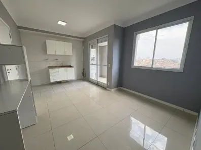 Apartamento com 1 Quarto para alugar, 40m² no Jardim Tupanci, Barueri