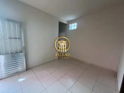 Apartamento com 2 Quartos para alugar, 77m² no Monte Alegre, Montes Claros