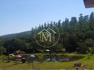 Fazenda/Sítio com 3 Quartos à venda, 210m² no Fazenda Floresta, Alambari