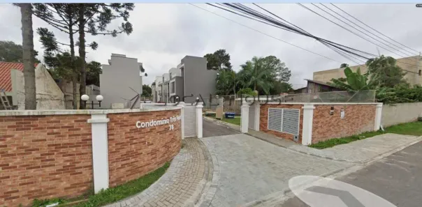 Sobrado com 3 Quartos à venda, 132m² no Uberaba, Curitiba
