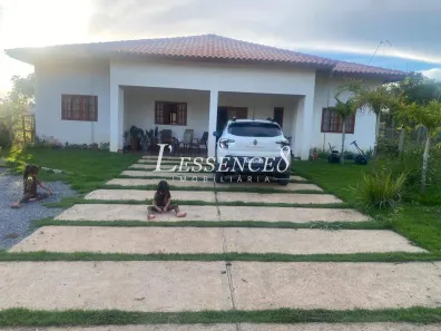 Fazenda/Sítio com 4 Quartos à venda, 193m² no , Hidrolândia