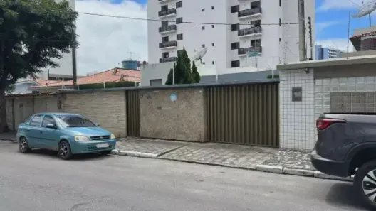 Casa com 3 Quartos à venda, 336m² no Maurício de Nassau, Caruaru