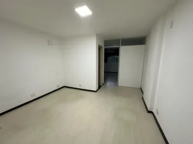 Ponto Comercial à venda, 46m² no Recreio dos Bandeirantes, Rio de Janeiro
