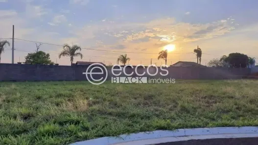 Lote/Terreno à venda, 676m² no Shopping Park, Uberlândia