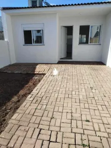 Casa de Condomínio com 2 Quartos à venda, 48m² no São Virgílio, Caxias do Sul