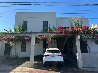 Prédio Residencial com 6 Quartos à venda, 320m² no Santa Rosa, Cuiabá