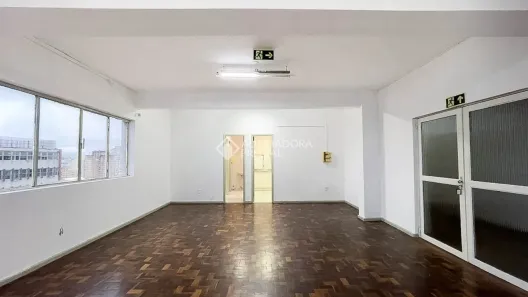 Sala Comercial para alugar, 89m² no Centro Histórico, Porto Alegre