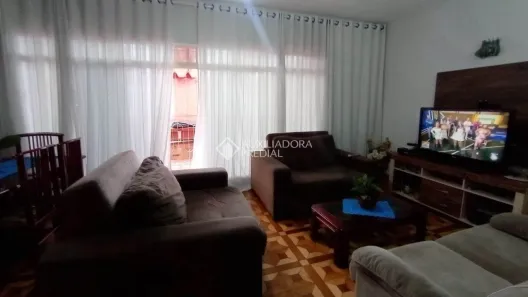 Sobrado com 4 Quartos à venda, 165m² no Parque São Vicente, Mauá