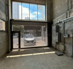 Prédio Comercial para alugar, 250m² no Vila Romana, São Paulo