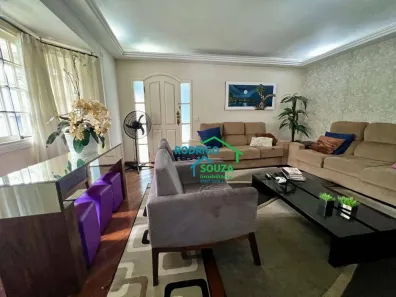 Sobrado com 4 Quartos à venda, 207m² no Jardim das Belezas, Carapicuíba
