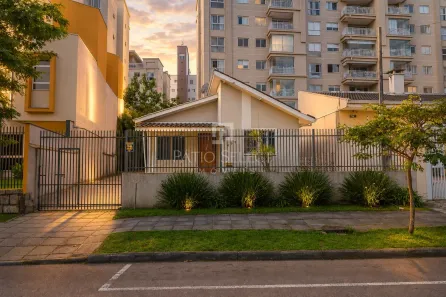 Casa com 2 Quartos à venda, 90m² no Seminário, Curitiba