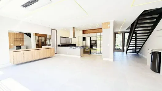 Casa de Condomínio com 3 Quartos à venda, 230m² no Tamboré, Santana de Parnaíba