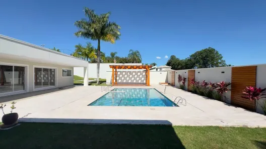Casa de Condomínio com 6 Quartos para alugar, 550m² no Parque Village Castelo, Itu