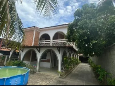 Casa com 5 Quartos à venda, 240m² no Ponta de Serrambi, Ipojuca