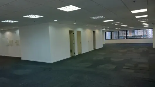 Sala Comercial para venda ou aluguel, 300m² no Vila Nova Conceição, São Paulo