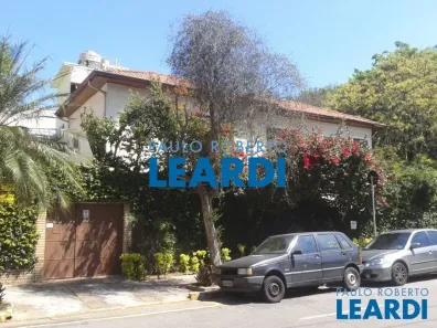 Sobrado com 3 Quartos à venda, 215m² no Água Branca, São Paulo